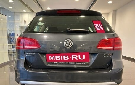 Volkswagen Passat B7, 2013 год, 1 665 000 рублей, 7 фотография