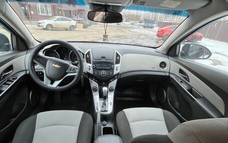 Chevrolet Cruze II, 2012 год, 870 000 рублей, 9 фотография