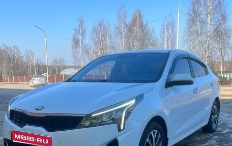 KIA Rio IV, 2020 год, 1 800 000 рублей, 1 фотография