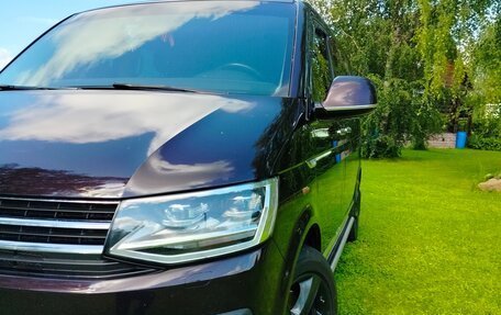 Volkswagen Multivan T6 рестайлинг, 2016 год, 4 550 000 рублей, 4 фотография