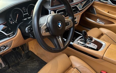 BMW 7 серия, 2018 год, 5 300 000 рублей, 11 фотография