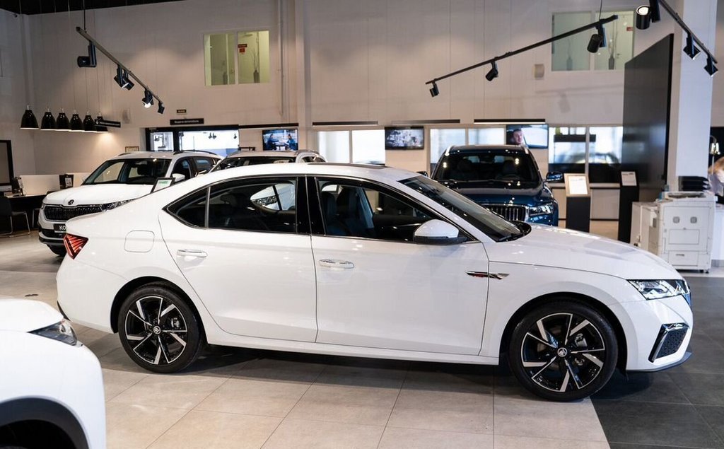 Skoda Octavia, 2024 год, 3 150 000 рублей, 4 фотография