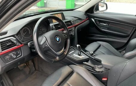 BMW 3 серия, 2012 год, 1 430 000 рублей, 14 фотография