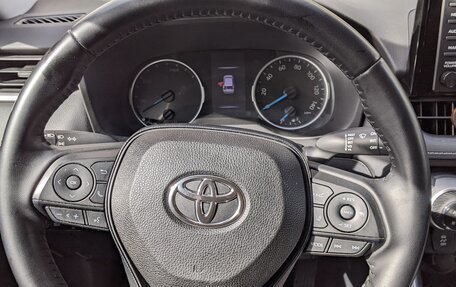 Toyota RAV4, 2019 год, 2 960 000 рублей, 15 фотография