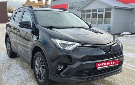 Toyota RAV4, 2019 год, 2 715 000 рублей, 10 фотография