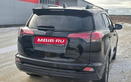 Toyota RAV4, 2019 год, 2 715 000 рублей, 6 фотография