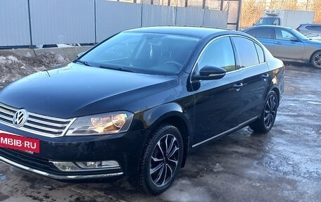 Volkswagen Passat B7, 2011 год, 710 000 рублей, 2 фотография