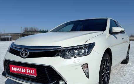 Toyota Camry, 2017 год, 2 590 000 рублей, 2 фотография