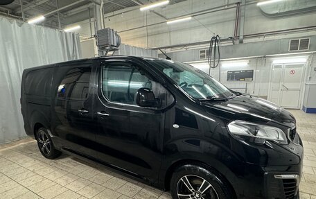 Peugeot Traveller I, 2018 год, 2 760 000 рублей, 4 фотография