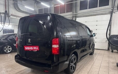 Peugeot Traveller I, 2018 год, 2 760 000 рублей, 2 фотография