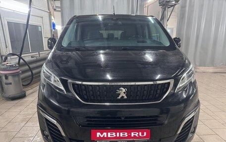 Peugeot Traveller I, 2018 год, 2 760 000 рублей, 3 фотография