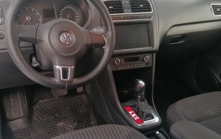 Volkswagen Polo VI (EU Market), 2012 год, 880 000 рублей, 10 фотография