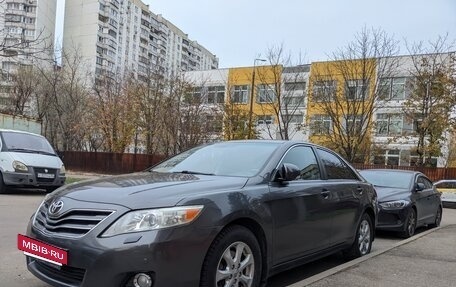 Toyota Camry, 2011 год, 1 700 000 рублей, 4 фотография