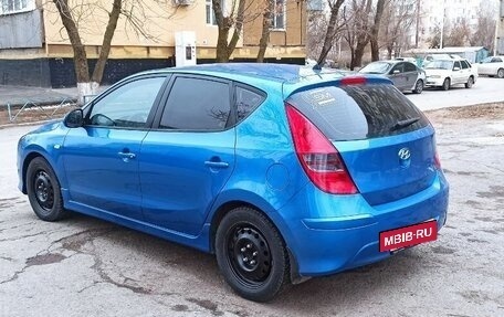 Hyundai i30 I, 2010 год, 850 000 рублей, 2 фотография