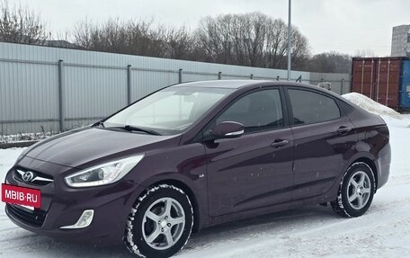 Hyundai Solaris II рестайлинг, 2013 год, 795 000 рублей, 3 фотография