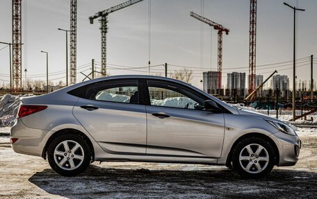 Hyundai Solaris II рестайлинг, 2011 год, 790 000 рублей, 9 фотография