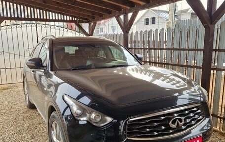 Infiniti FX II, 2008 год, 2 100 000 рублей, 1 фотография