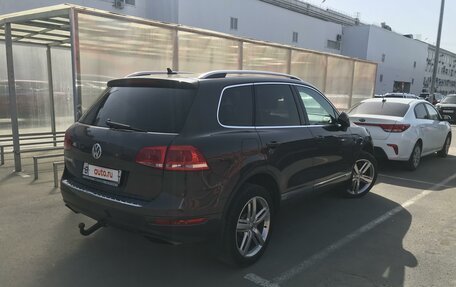 Volkswagen Touareg III, 2011 год, 2 100 000 рублей, 5 фотография