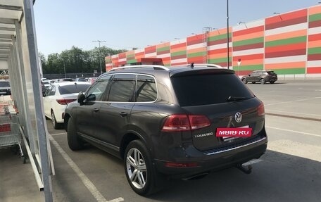 Volkswagen Touareg III, 2011 год, 2 100 000 рублей, 7 фотография