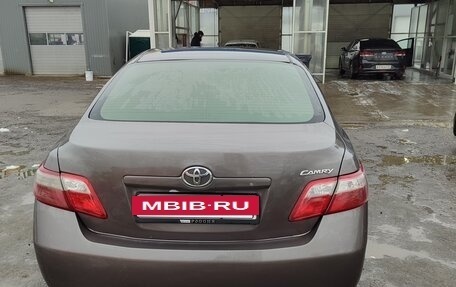 Toyota Camry, 2006 год, 800 000 рублей, 2 фотография