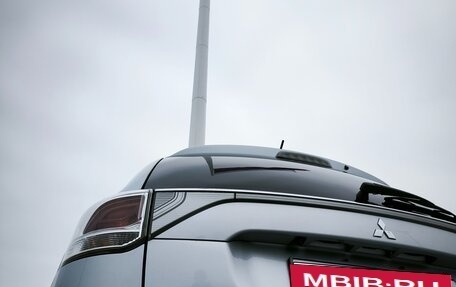 Mitsubishi Outlander III рестайлинг 3, 2012 год, 1 730 000 рублей, 7 фотография