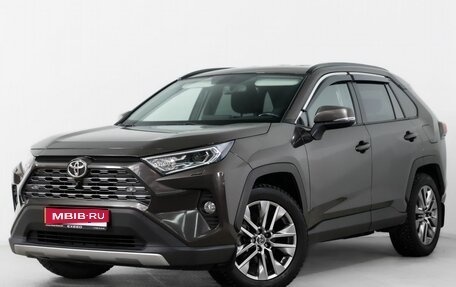 Toyota RAV4, 2021 год, 3 090 000 рублей, 1 фотография