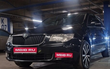 Skoda Superb III рестайлинг, 2010 год, 1 000 000 рублей, 11 фотография