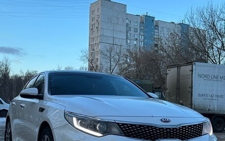 KIA Optima IV, 2017 год, 1 800 000 рублей, 9 фотография