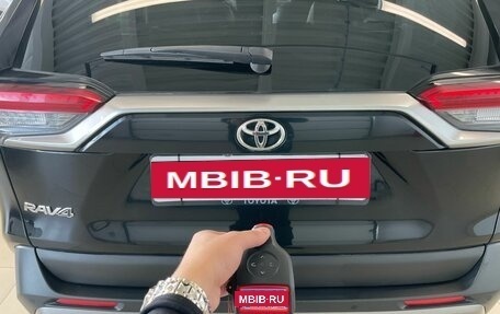 Toyota RAV4, 2021 год, 3 499 900 рублей, 23 фотография