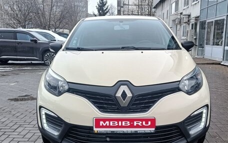 Renault Kaptur I рестайлинг, 2019 год, 1 635 000 рублей, 2 фотография