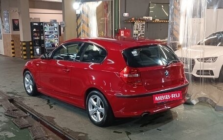 BMW 1 серия, 2008 год, 899 000 рублей, 17 фотография