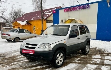 Chevrolet Niva I рестайлинг, 2005 год, 415 000 рублей, 3 фотография