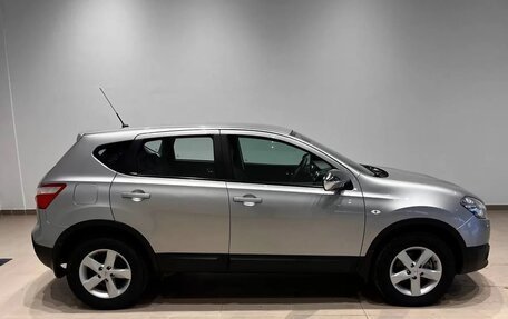 Nissan Qashqai, 2011 год, 1 070 000 рублей, 3 фотография