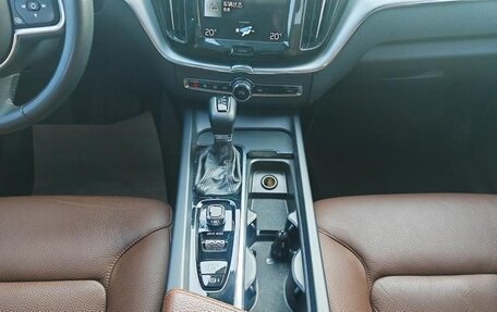 Volvo XC60 II, 2021 год, 2 790 000 рублей, 17 фотография