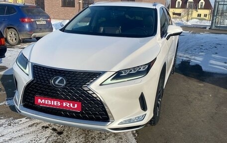 Lexus RX IV рестайлинг, 2019 год, 4 400 000 рублей, 2 фотография