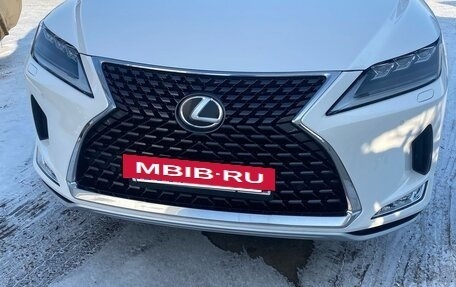 Lexus RX IV рестайлинг, 2019 год, 4 400 000 рублей, 5 фотография