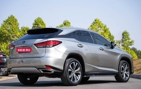 Lexus RX IV рестайлинг, 2021 год, 4 350 000 рублей, 8 фотография