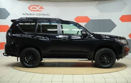 Toyota Land Cruiser Prado 150 рестайлинг 2, 2020 год, 6 500 000 рублей, 4 фотография