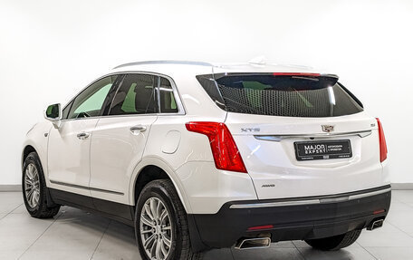 Cadillac XT5 I рестайлинг, 2017 год, 3 375 000 рублей, 7 фотография