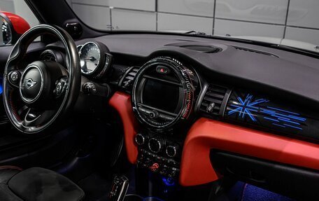 MINI Hatch, 2019 год, 2 850 000 рублей, 14 фотография