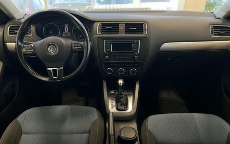 Volkswagen Jetta VI, 2013 год, 1 255 000 рублей, 8 фотография