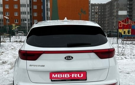 KIA Sportage IV рестайлинг, 2017 год, 2 300 000 рублей, 3 фотография