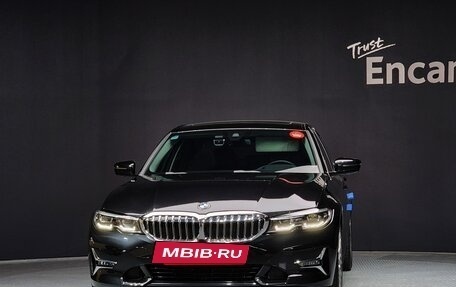 BMW 3 серия, 2021 год, 2 710 000 рублей, 2 фотография