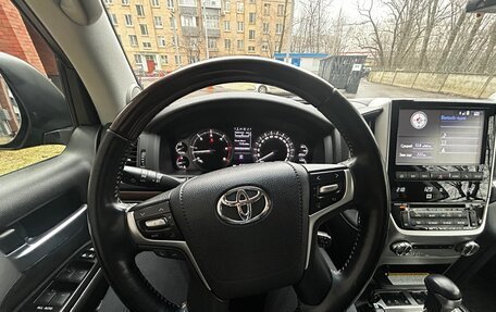 Toyota Land Cruiser 200, 2019 год, 7 650 000 рублей, 9 фотография