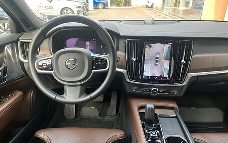 Volvo V90 Cross Country I рестайлинг, 2022 год, 4 700 070 рублей, 6 фотография