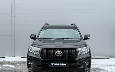 Toyota Land Cruiser Prado 150 рестайлинг 2, 2020 год, 4 285 000 рублей, 3 фотография