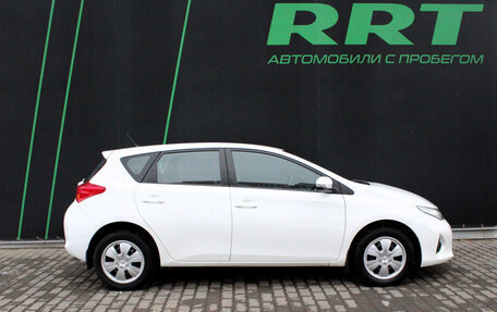 Toyota Auris II, 2013 год, 1 299 000 рублей, 2 фотография