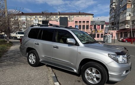 Toyota Land Cruiser 200, 2010 год, 4 000 000 рублей, 3 фотография