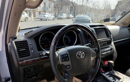 Toyota Land Cruiser 200, 2010 год, 4 000 000 рублей, 10 фотография