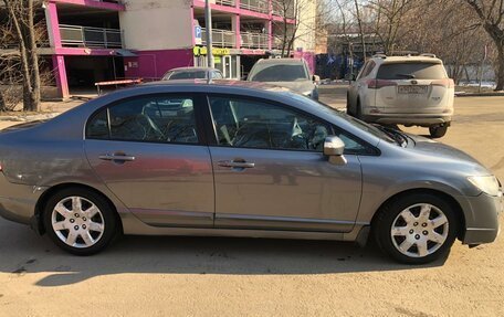 Honda Civic VIII, 2010 год, 800 000 рублей, 3 фотография